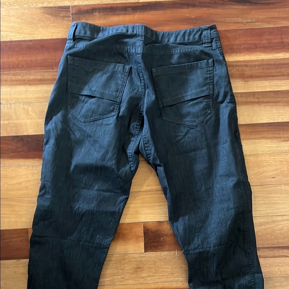 Arc'teryx Black Cargo Pants Straight Leg Design